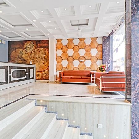 Townhouse Tark Inn Neu-Delhi Exterior foto